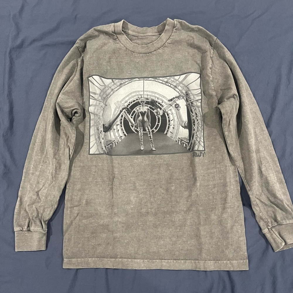 Beyoncé Renaissance World Tour Long Sleeve Shirt